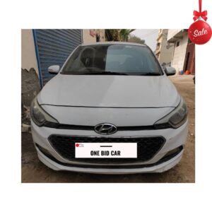 Hyundai i20 Sportz (Petrol) 2015 - Stylish and Reliable Hatchback